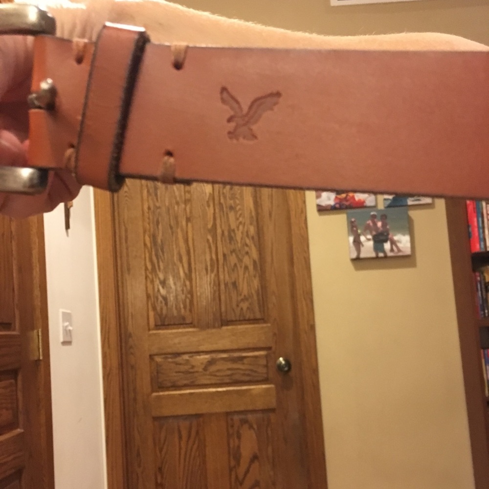 American eagle Men’s leather belt.